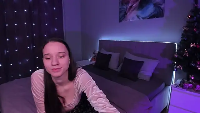 Snapshot of StaceySunny chatting on 12-07-24, 10:23 StaceySunny online show from 12-07-24, 10:23