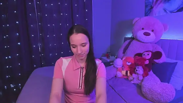 Snapshot of StaceySunny chatting on 02-13-25, 11:39 StaceySunny online show from 02-13-25, 11:39