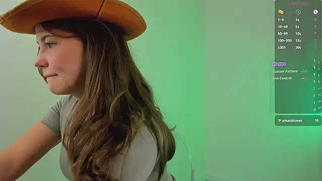 EmiliaDreams online show from 03-13-25, 02:33