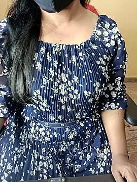 Snapshot of Adwithaa chatting on 02-04-26, 05:13 Adwithaa online show from 02-04-26, 05:13