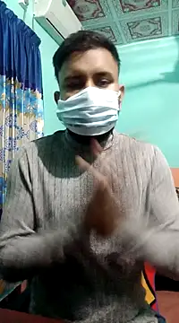 Snapshot of zakly69 chatting on 01-24-25, 11:48 zakly69 online show from 01-24-25, 11:48