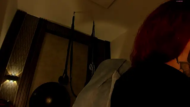 selene red  online show from 11-13-25, 03:00