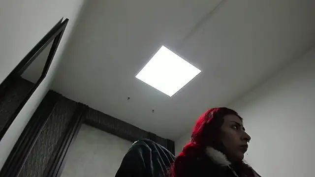 selene red  online show from 03-06-26, 12:29