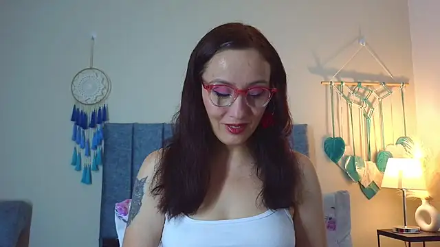 IberianMoonMK online show from 11-24-25, 05:23