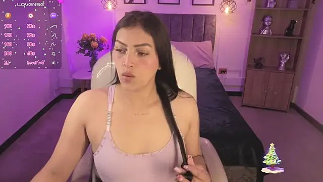 Snapshot of Abigaiil__ds chatting on 01-08-26, 08:11 Abigaiil ds online show from 01-08-26, 08:11