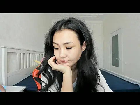 Missykitty01 online show from 11-19-25, 05:51