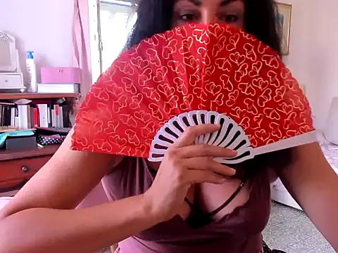 Snapshot of Evademarville chatting on 07-23-26, 01:53 Evademarville online show from 07-23-26, 01:53