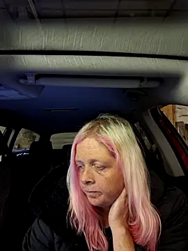 Snapshot of chubby_british_blonde_uk chatting on 02-09-26, 01:26 chubby british blonde uk online show from 02-09-26, 01:26