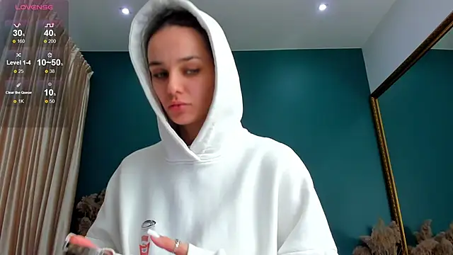 AprilWong online show from 02-21-25, 06:07