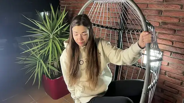 Mika Miller online show from 03-13-26, 06:58