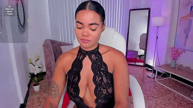 Snapshot of madisson_davon chatting on 03-19-25, 01:18 madisson davon online show from 03-19-25, 01:18