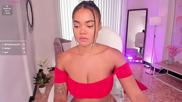 Snapshot of madisson_davon chatting on 03-20-25, 01:37 madisson davon online show from 03-20-25, 01:37