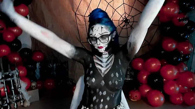 Snapshot of Sweet_Namii chatting on 10-31-25, 08:32 Sweet Namii online show from 10-31-25, 08:32