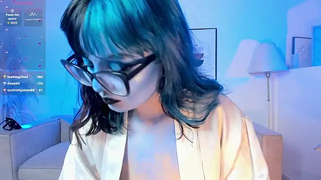 Snapshot of Sweet_Namii chatting on 11-20-25, 08:41 Sweet Namii online show from 11-20-25, 08:41