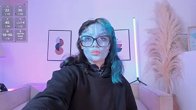 Snapshot of Sweet_Namii chatting on 11-26-25, 07:48 Sweet Namii online show from 11-26-25, 07:48