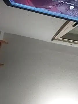 skrigul12 online show from 01-26-25, 01:41