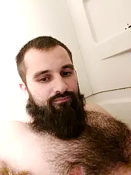 Snapshot of hungandnerdy420 chatting on 10-31-25, 07:20 hungandnerdy420 online show from 10-31-25, 07:20