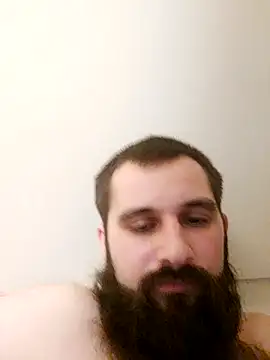 Snapshot of hungandnerdy420 chatting on 11-19-25, 02:06 hungandnerdy420 online show from 11-19-25, 02:06