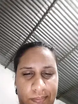 Snapshot of Andreita_95 chatting on 05-12-26, 10:01 Andreita 95 online show from 05-12-26, 10:01