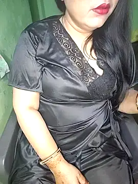 Snapshot of Pratibha_ji chatting on 03-02-25, 04:32 Pratibha ji online show from 03-02-25, 04:32