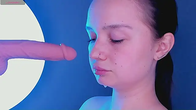 bitchpeace  online show from 04-18-26, 04:44