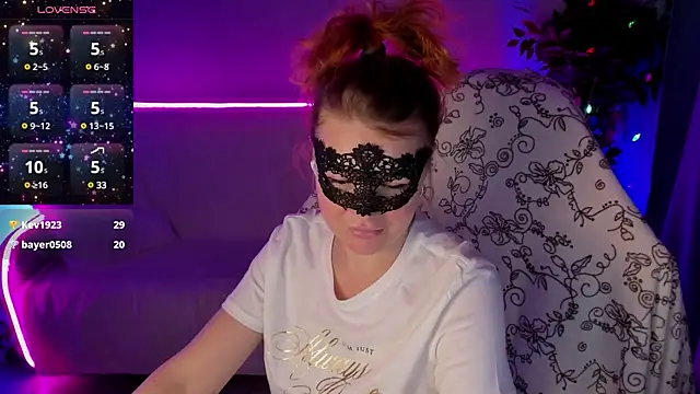 Snapshot of Sexy-Housewife chatting on 01-04-25, 02:04 Sexy-Housewife online show from 01-04-25, 02:04