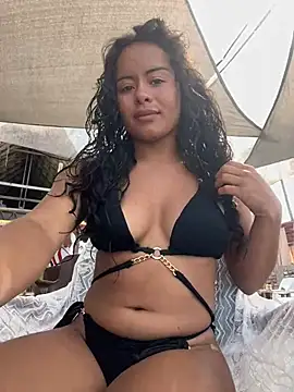 Snapshot of Marie_Rose chatting on 03-14-25, 07:23 Marie Rose online show from 03-14-25, 07:23