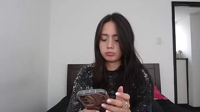 rebecca collin online show from 02-16-26, 03:52