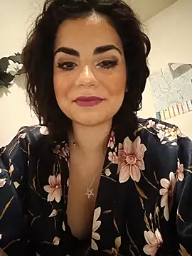 Snapshot of Saturnia_Yvonne chatting on 12-04-24, 11:35 Saturnia Yvonne online show from 12-04-24, 11:35