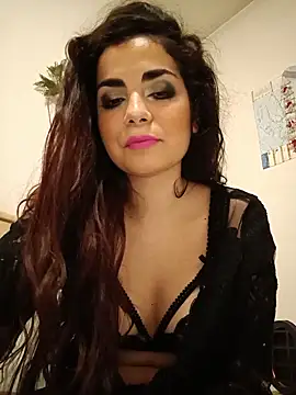 Snapshot of Saturnia_Yvonne chatting on 02-04-25, 12:08 Saturnia Yvonne online show from 02-04-25, 12:08