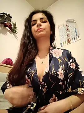 Snapshot of Saturnia_Yvonne chatting on 02-20-25, 04:57 Saturnia Yvonne online show from 02-20-25, 04:57