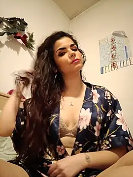 Snapshot of Saturnia_Yvonne chatting on 03-11-25, 11:48 Saturnia Yvonne online show from 03-11-25, 11:48