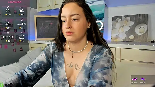 Snapshot of Kruela_Eva chatting on 11-11-25, 12:43 Kruela Eva online show from 11-11-25, 12:43