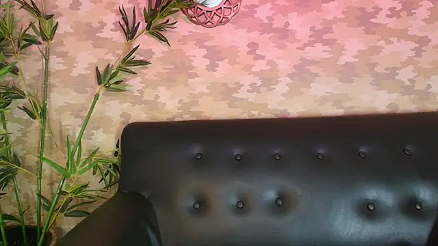 cherry chel online show from 02-10-25, 08:53