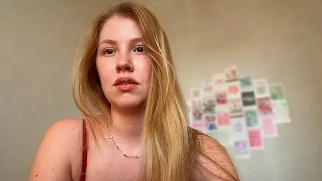 Snapshot of HoneyAudrey chatting on 07-08-26, 02:16 HoneyAudrey online show from 07-08-26, 02:16