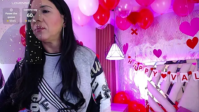 Camille jhonson online show from 02-12-26, 09:59