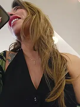 Karen San Miguel online show from 03-26-26, 06:24