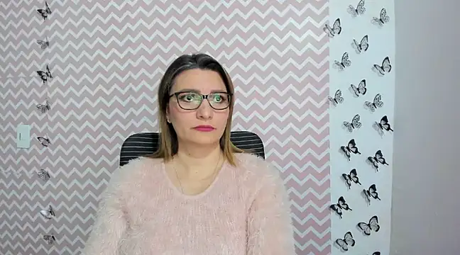 Snapshot of Amie_Adams82_ chatting on 12-28-24, 06:08 Amie Adams82 online show from 12-28-24, 06:08