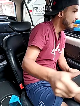 Snapshot of mosmar_20 chatting on 01-17-26, 04:11 mosmar 20 online show from 01-17-26, 04:11