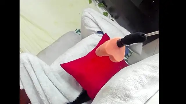 Dear anne online show from 02-04-26, 01:33