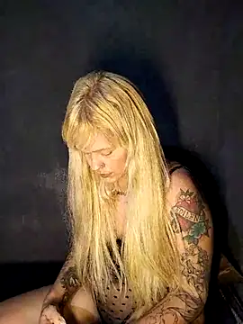 Snapshot of perolaar chatting on 05-05-26, 12:29 perolaar online show from 05-05-26, 12:29