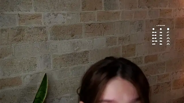 Snapshot of RexanneHatt chatting on 01-24-25, 10:11 RexanneHatt online show from 01-24-25, 10:11