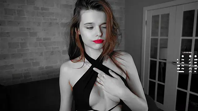 Snapshot of RexanneHatt chatting on 03-04-25, 01:01 RexanneHatt online show from 03-04-25, 01:01