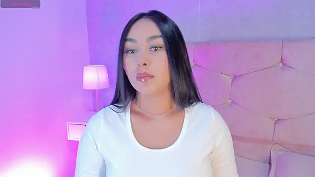Cameliaa Smiith online show from 05-27-26, 03:58