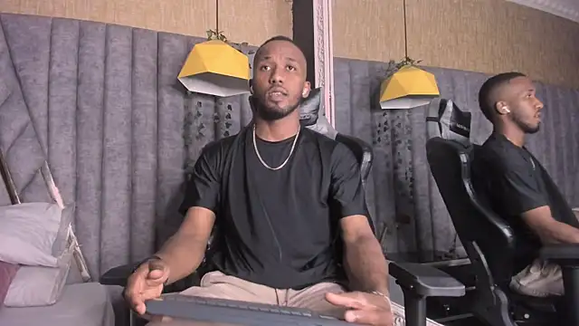 Snapshot of JamesParck chatting on 02-26-26, 08:08 JamesParck online show from 02-26-26, 08:08