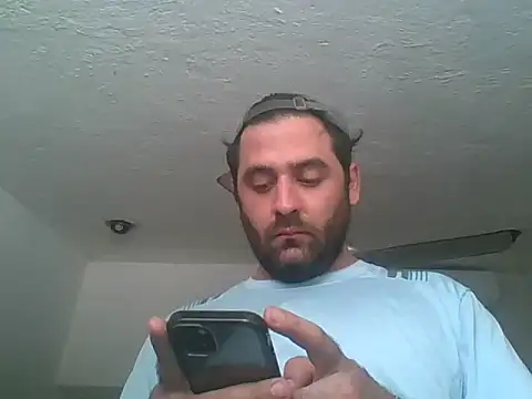 Snapshot of MrPatrick777 chatting on 10-06-25, 03:53 MrPatrick777 online show from 10-06-25, 03:53