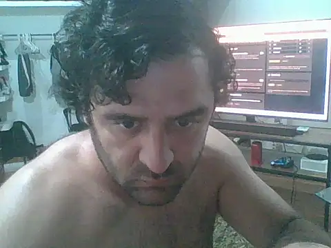 Snapshot of MrPatrick777 chatting on 01-12-26, 06:51 MrPatrick777 online show from 01-12-26, 06:51
