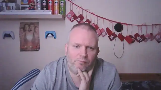 Snapshot of ShyBoy1982 chatting on 03-16-25, 04:30 ShyBoy1982 online show from 03-16-25, 04:30