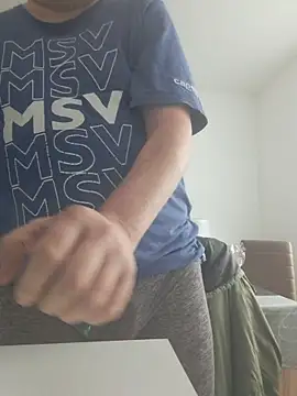 ShyBoy1982 online show from 02-02-26, 11:53