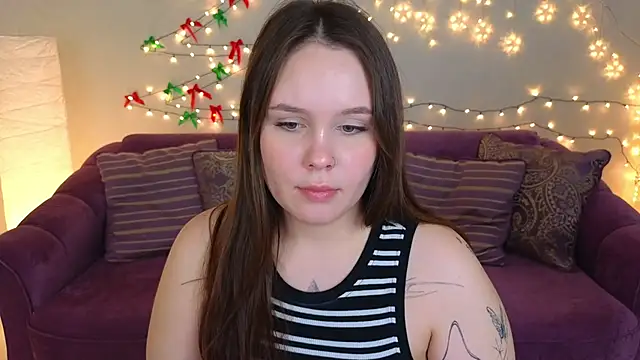 Snapshot of miki_miki_cutie_ chatting on 01-05-25, 07:49 miki miki cutie online show from 01-05-25, 07:49